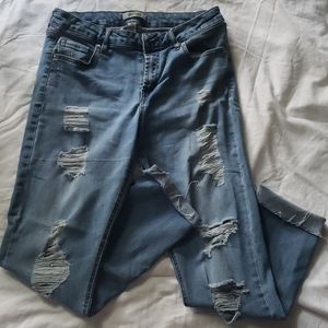 Refuge Distressed Boyfriend jeans